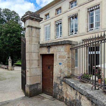 Manoir De L'Echauguette Bed & Breakfast Laignes Exterior photo