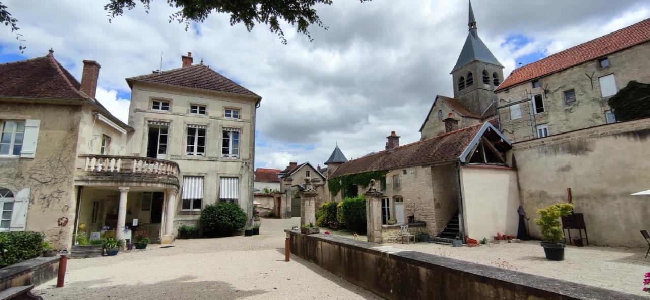 Manoir De L'Echauguette Bed & Breakfast Laignes Exterior photo