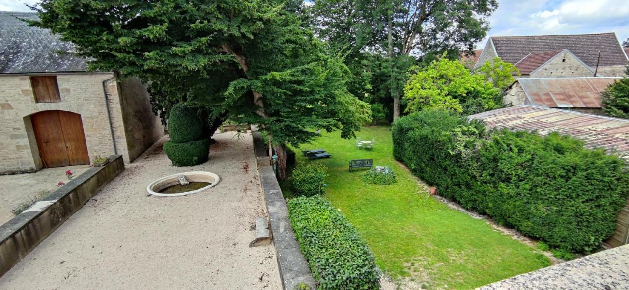 Manoir De L'Echauguette Bed & Breakfast Laignes Exterior photo