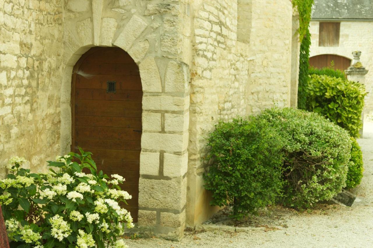 Manoir De L'Echauguette Bed & Breakfast Laignes Exterior photo